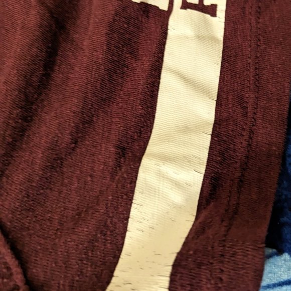 Small Maroon Pink Victoria Secret V Neck T - Picture 3 of 5